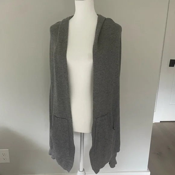 Lululemon Cabin Yogi Wrap Cardigan Gray - Picture 3 of 11